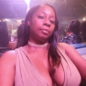 Meet your Posher, Tineka